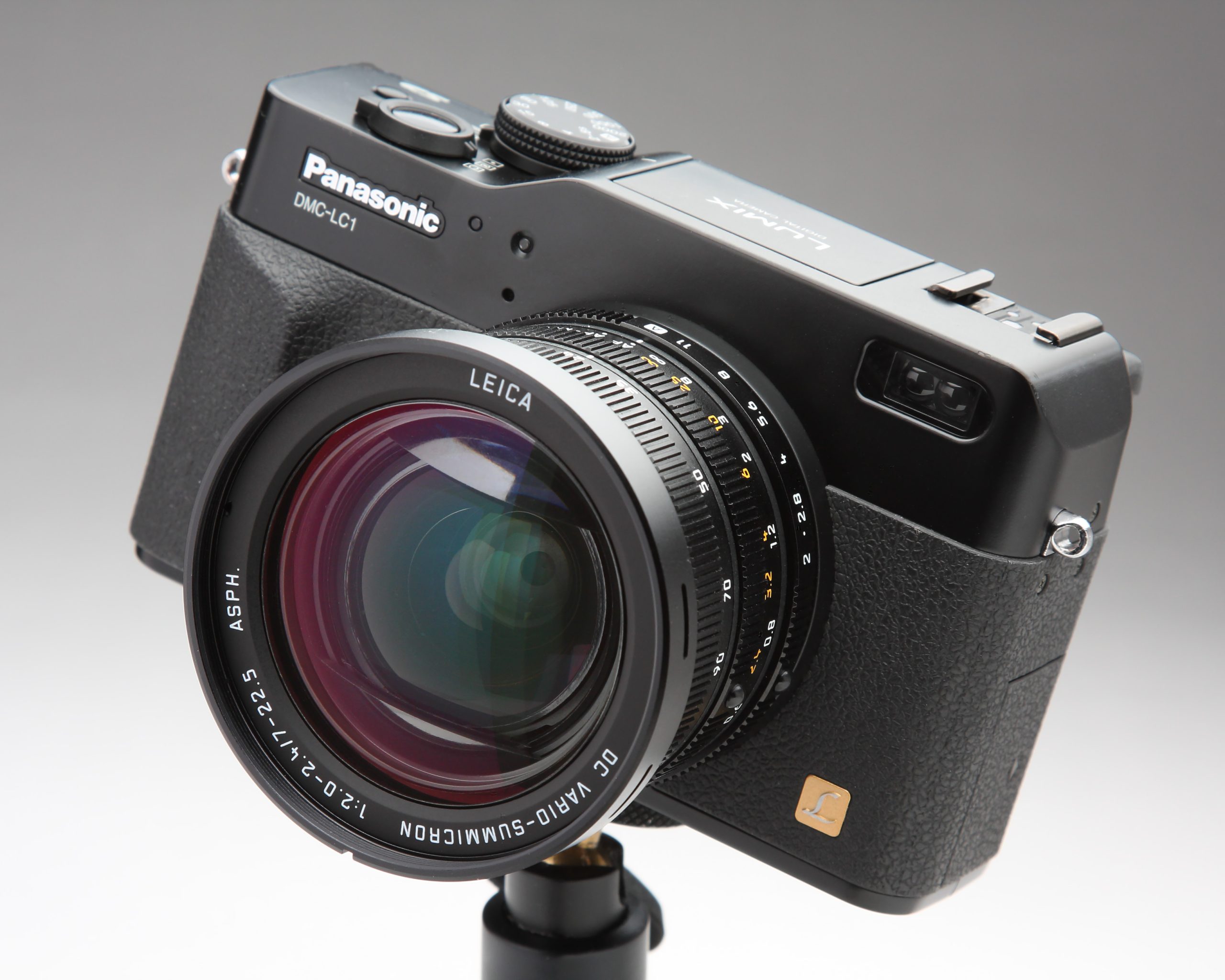 Oldtimer「Panasonic LUMIX DMC-LC1」 | ホトグラ。 ｜ カメラに関する 