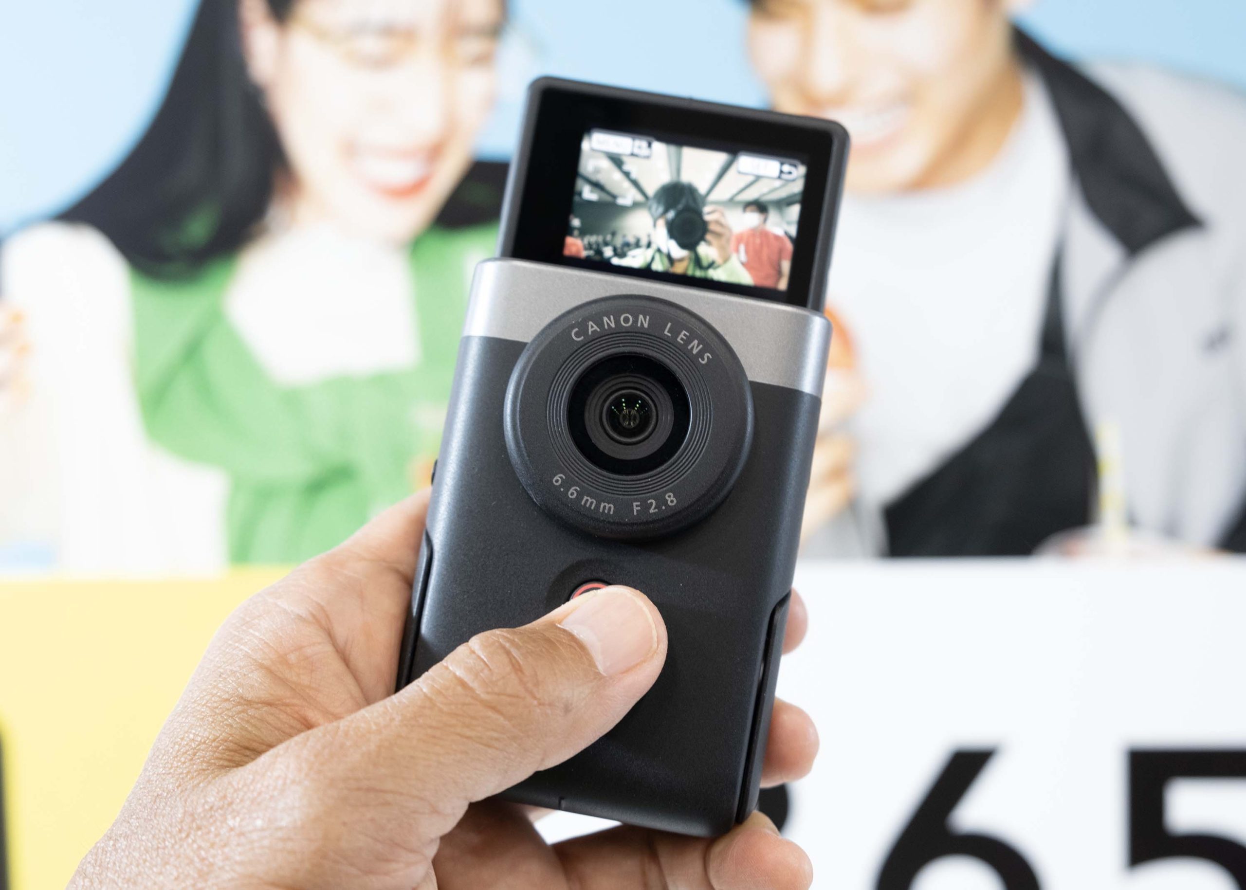 キヤノン／遂にキヤノンからもVlogカメラが登場！「PowerShot V10」